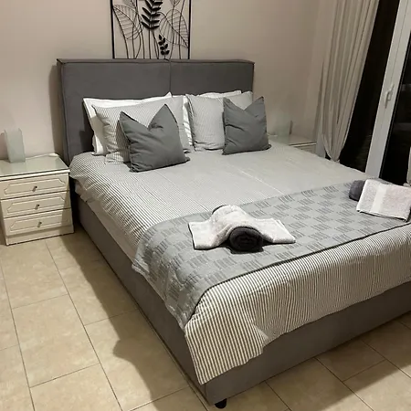 Bijou Kalamakiou Apartamento Atenas